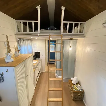 Tiny House Ems Im Pier9 Tiny House Апарт-отель Хамм