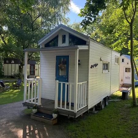 Tiny House Ems Im Pier9 Tiny House 3*