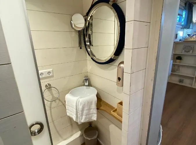 Tiny House Ems Im Pier9 Tiny House